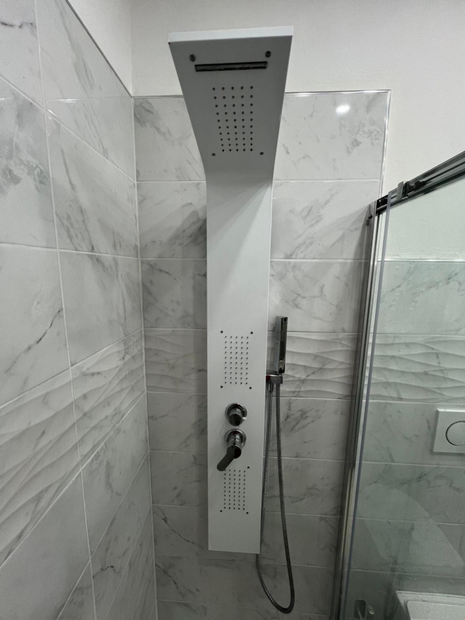 La Casa Vinciana Apartment เอมโปลี ภายนอก รูปภาพ