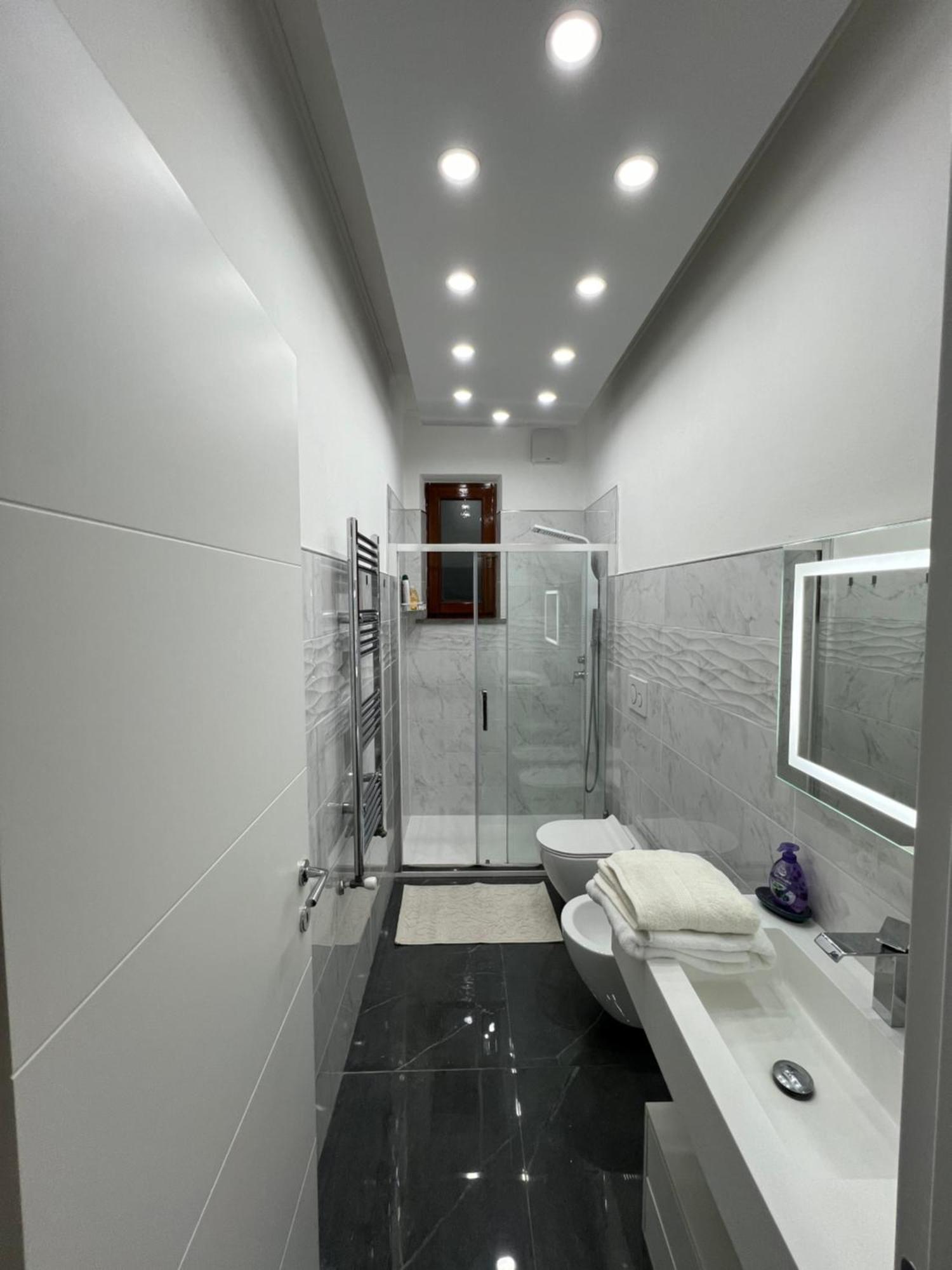 La Casa Vinciana Apartment เอมโปลี ภายนอก รูปภาพ