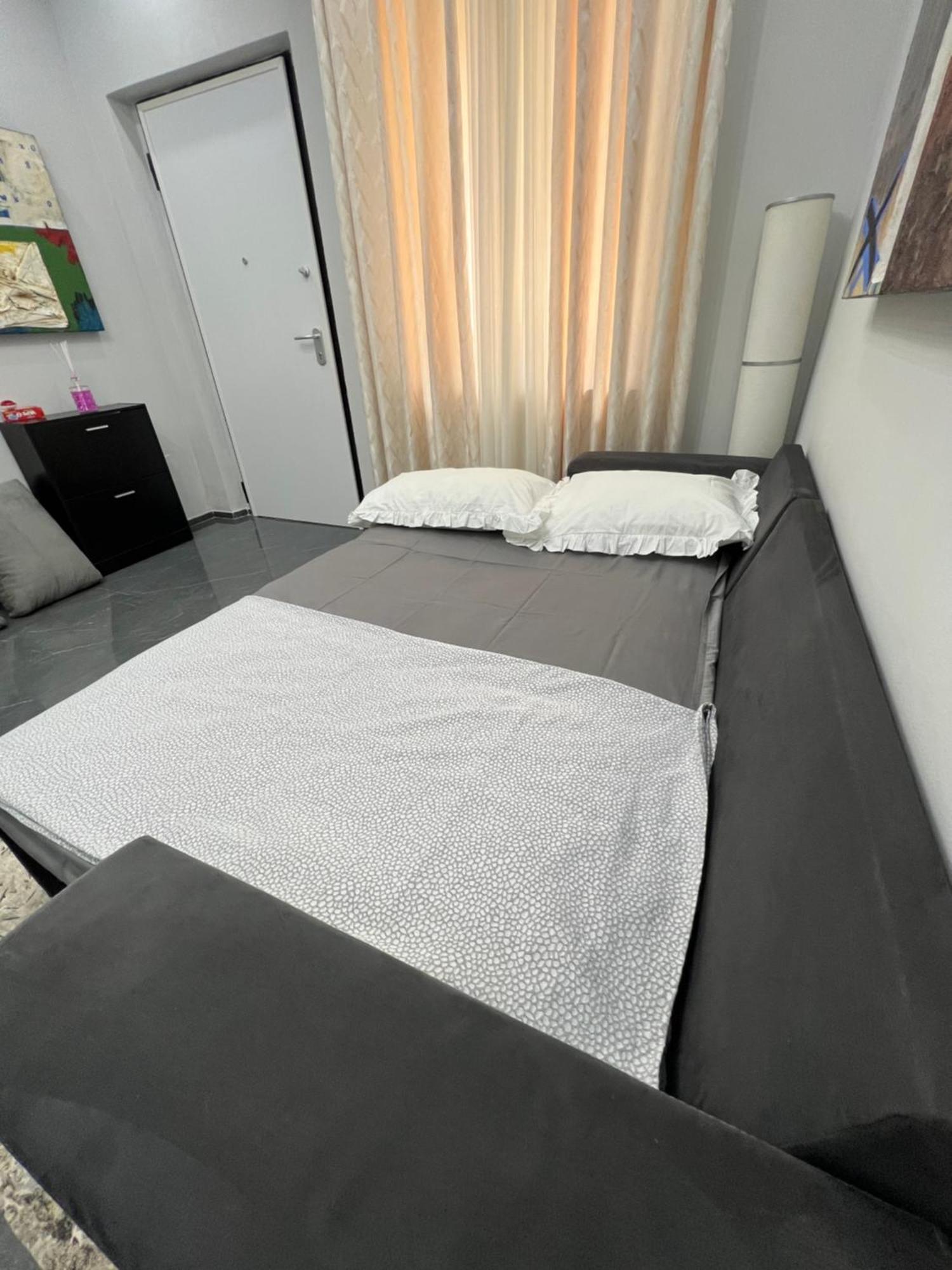 La Casa Vinciana Apartment เอมโปลี ภายนอก รูปภาพ