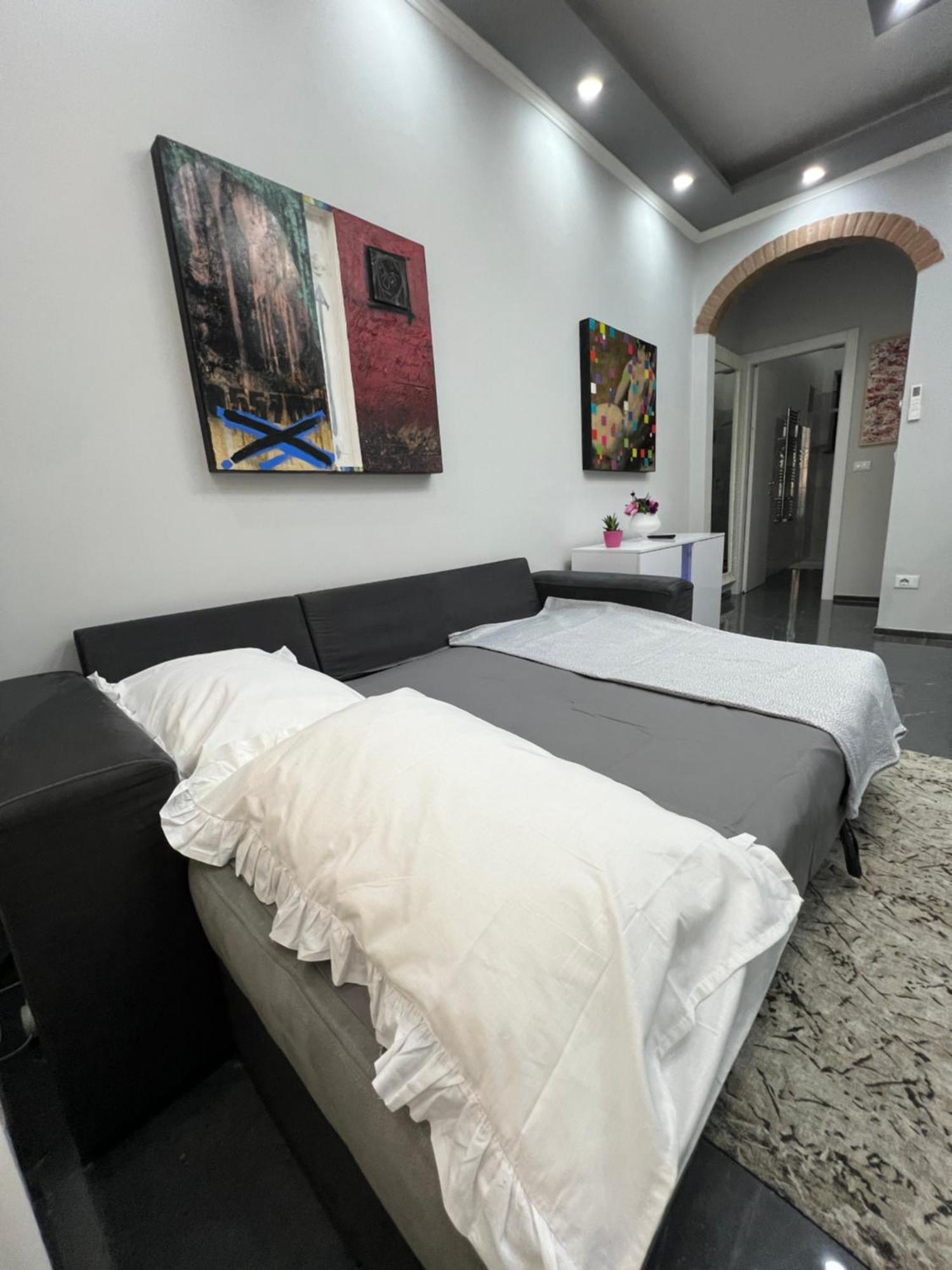 La Casa Vinciana Apartment เอมโปลี ภายนอก รูปภาพ
